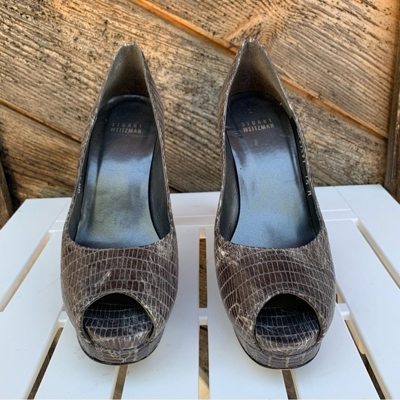 Stuart Weitzman Sadie 7.5 M Gray Snakeskin Peep Toe Platform Pump Stiletto Heels - Picture 2 of 12